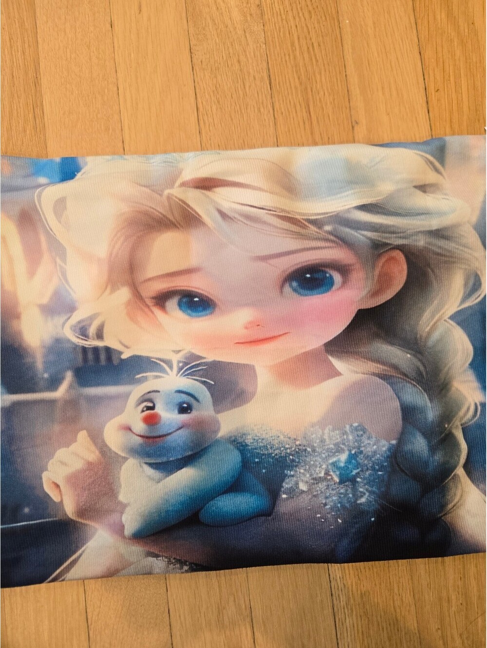 Disney Frozen Elsa and Olaf pillowcase